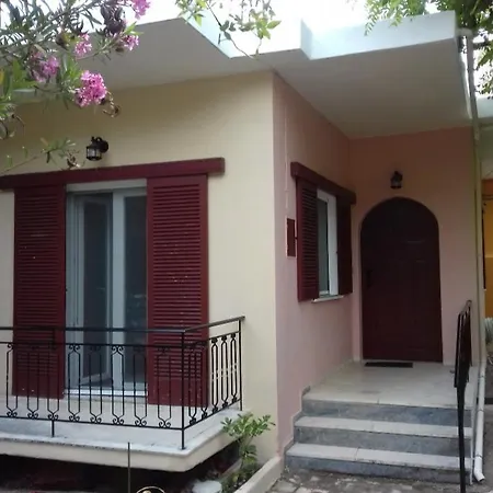 Karya House Kariá
