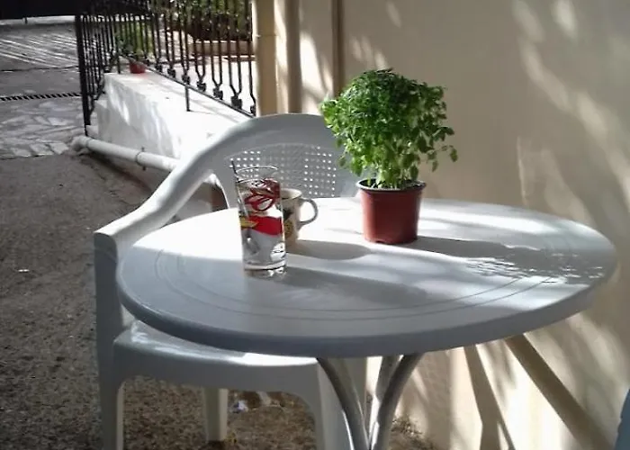 Karya House * Kariá